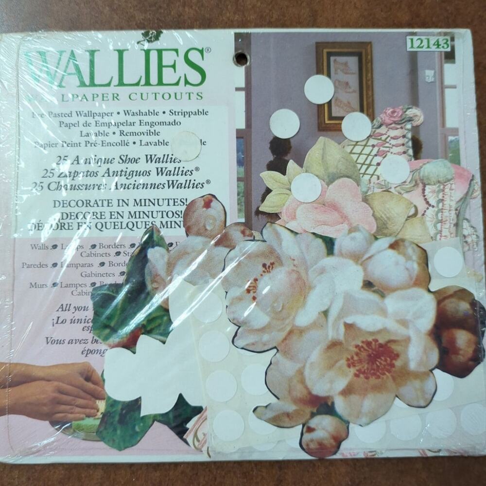 Wallies Vintage Prepasted Wallpaper Cutouts Floral Peonies Decor